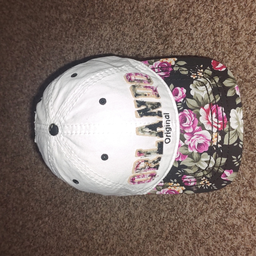 Robin Ruth Orlando Baseball CAP Quilted Floral Visor Embroidered Adjustable Hat